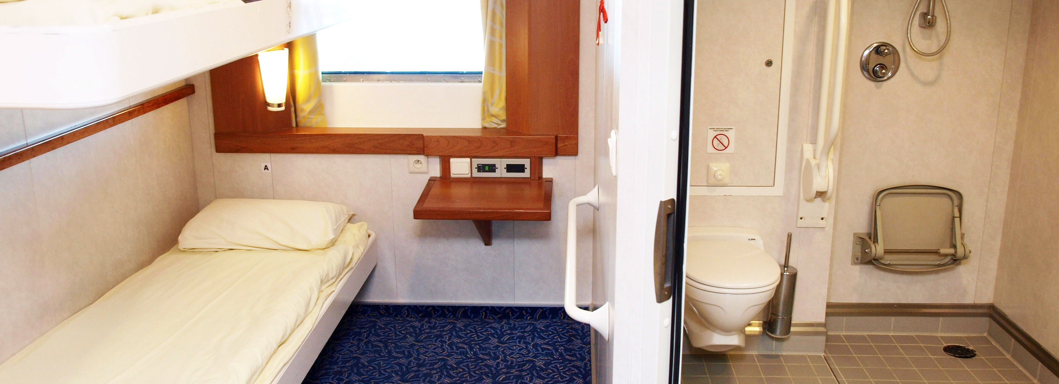 Mont St Michel - 2 berth outside wheelchair accessible cabin