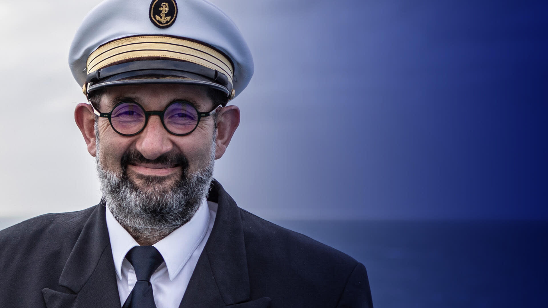 Yves Gouez. Brittany Ferries 澳洲幸运10十168体彩开奖网 Purser