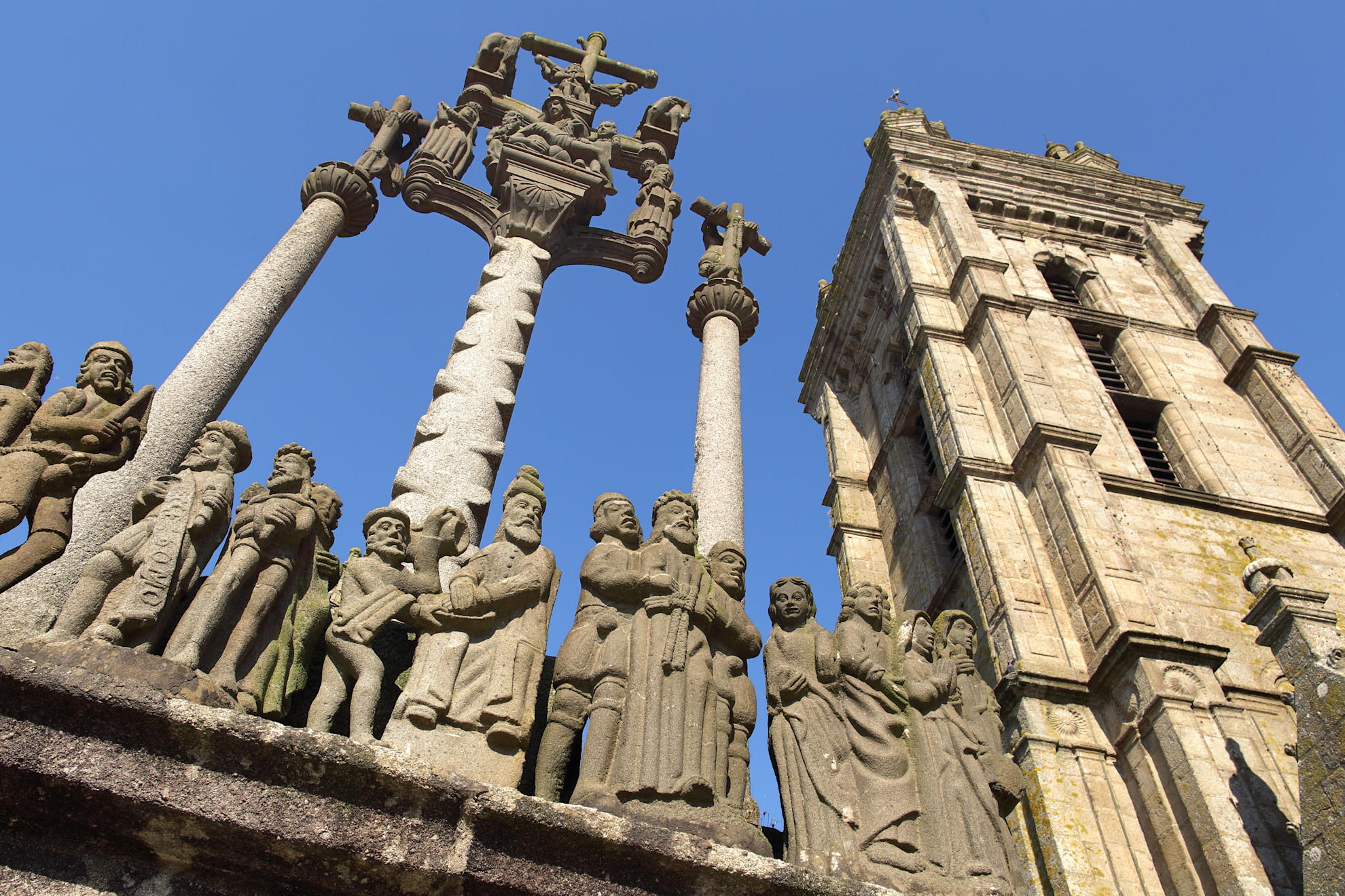 The calvary at Saint-Thégonnec parish close © Pierre Torset, BRTC