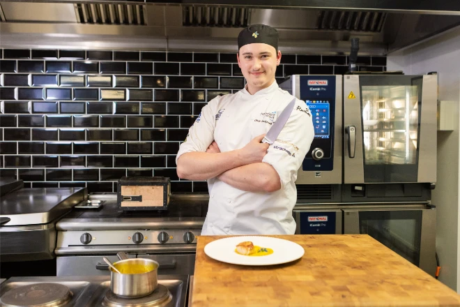 Entier Ltd - Oliver Redgwell Welch-7