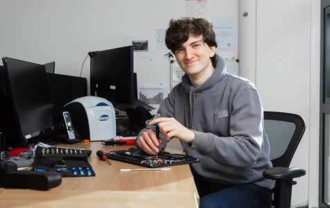 Billy Wotherspoon - mending circuit board - 476 x 300