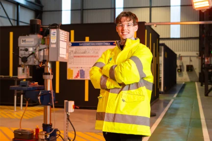 Alasdair McM - 432 x 288