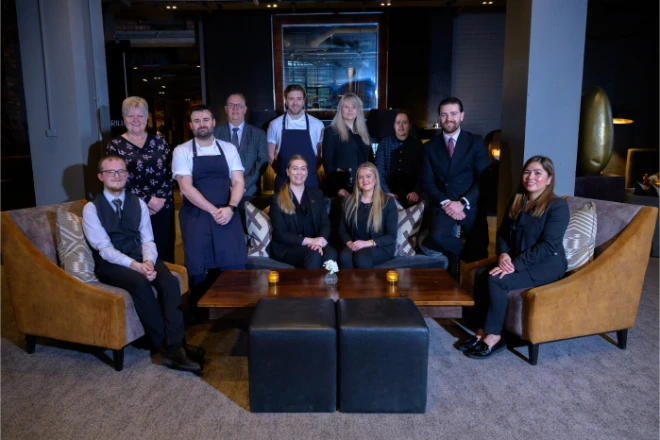 Xtra-Mile - group - 10 - 660 x 440