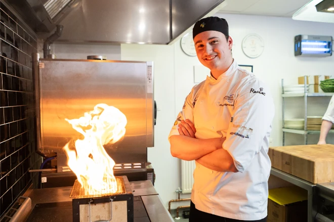 Entier Ltd - Oliver Redgwell Welch-3