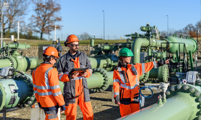 Differing perspectives on how jobs are changing in the gas industry