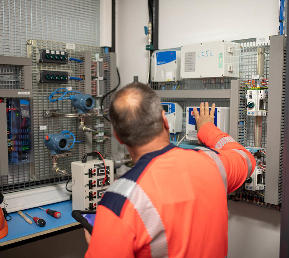 Industrial maintenance