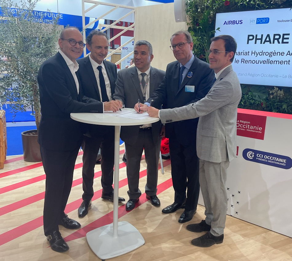 signature PHARE 2 Bourget