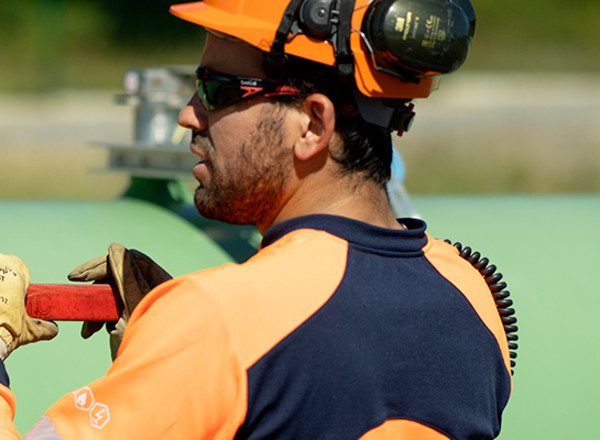 Technicien de maintenance en opération