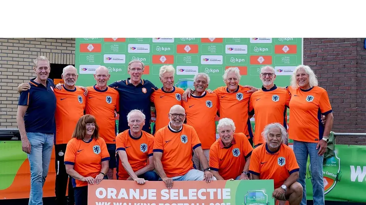 Oranje selectie Walking Football op de foto