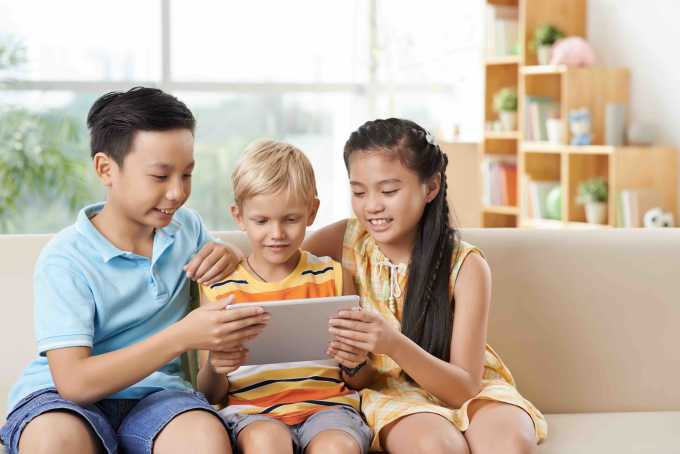 technology children learning tablet