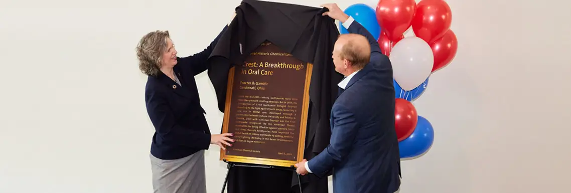 Mary and Michael unveil Plaque