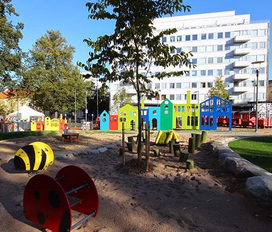 Pikku Kakkosen leikkipaikka on Tampereen tunnetuin leikkipuisto, jonka keskeisenä teemana ovat Pikku Kakkosesta tutut hahmot.