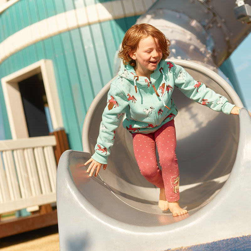 lappset-bespoke-playground-lighthouse-strandpark-800-800-1