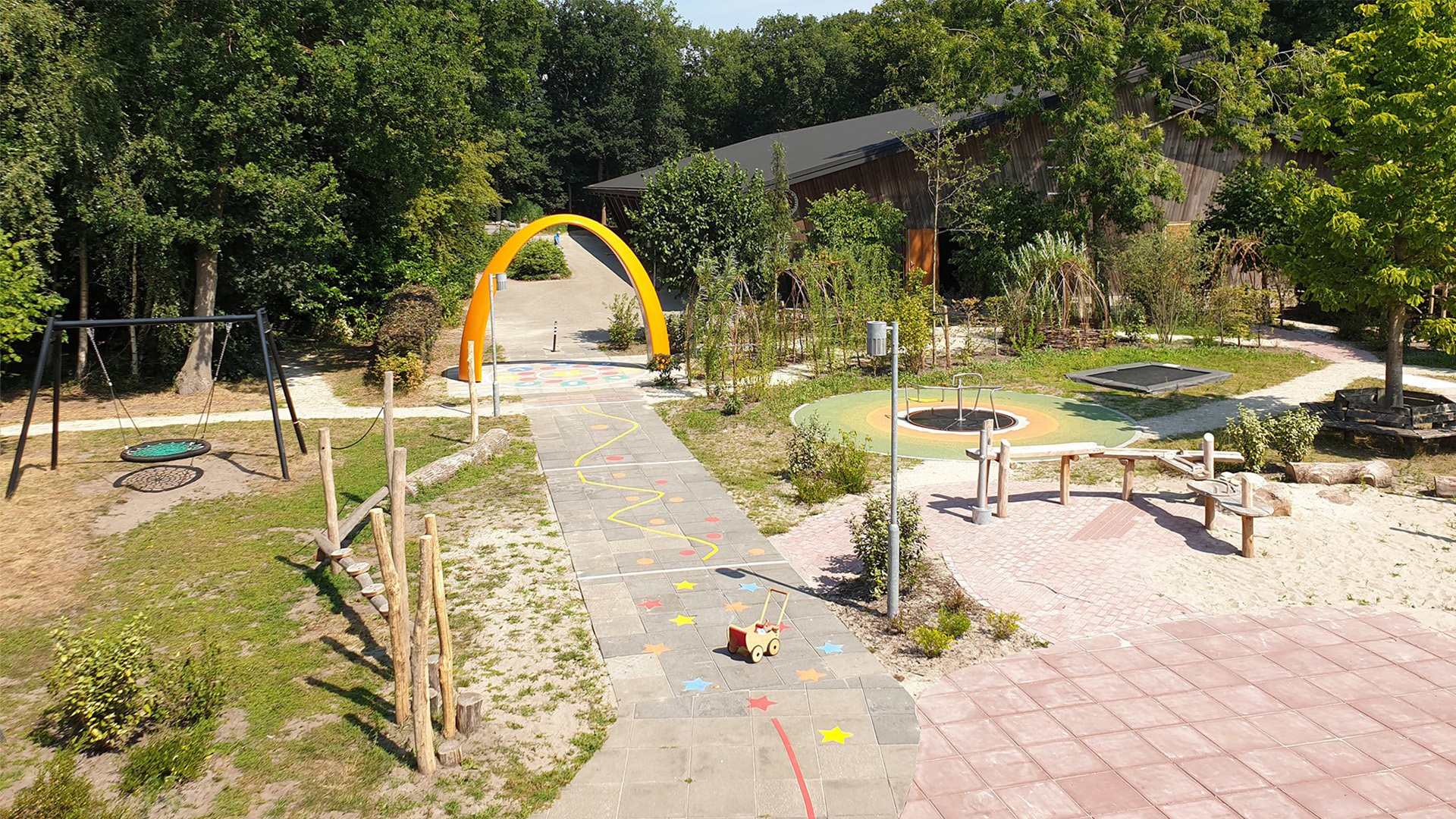 1474 NL Sona Ronald McDonald Hoeve 2022-749 Inclusive experience garden at Ronald McDonald Hoeve