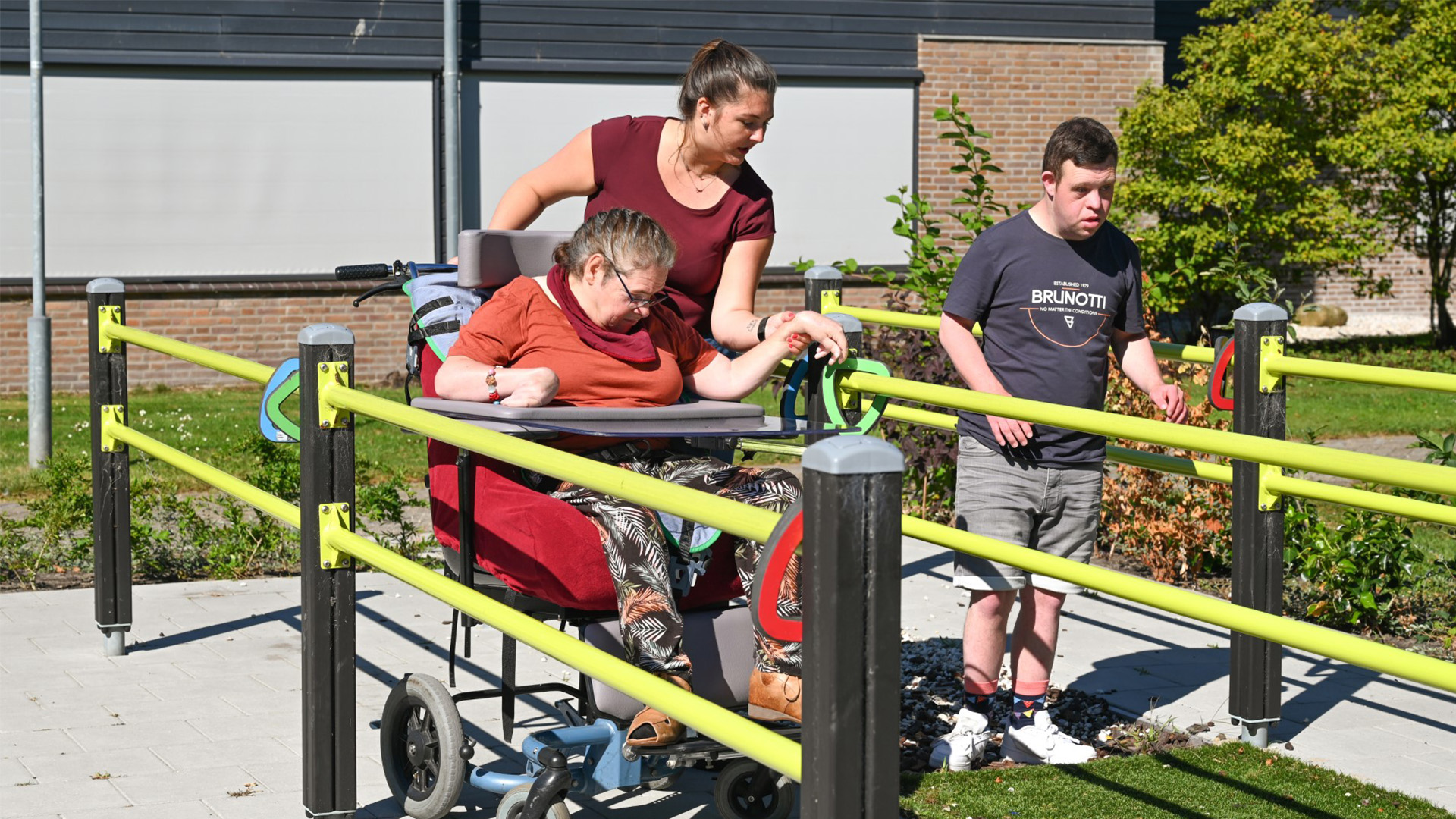 Ipse de Bruggen - Nieuwveen-07 (Large) Ipse de Bruggenin asukkaat ja ohjaajat tasapainopolulla