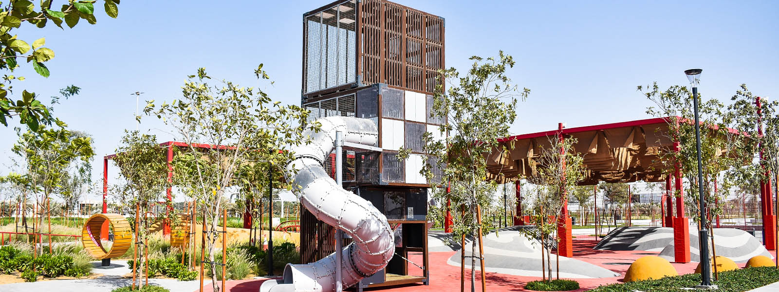 Cubic Al Nahyan Park, Abu Dhabi, UAE Cubic Al Nahyan Park, Abu Dhabi, UAE