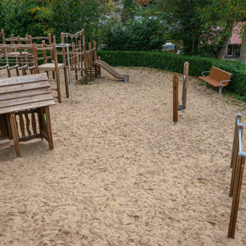 Lappset Campingplatz Flora-1-1280x720 And all with a park bench. However, we encourage parents just to play along.