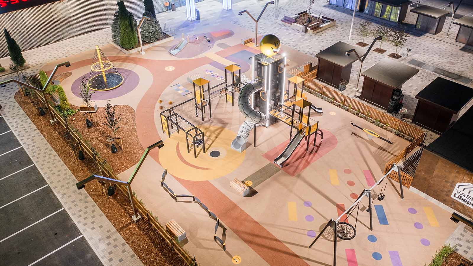 Lounakeskus playground 20 wide 1600x900