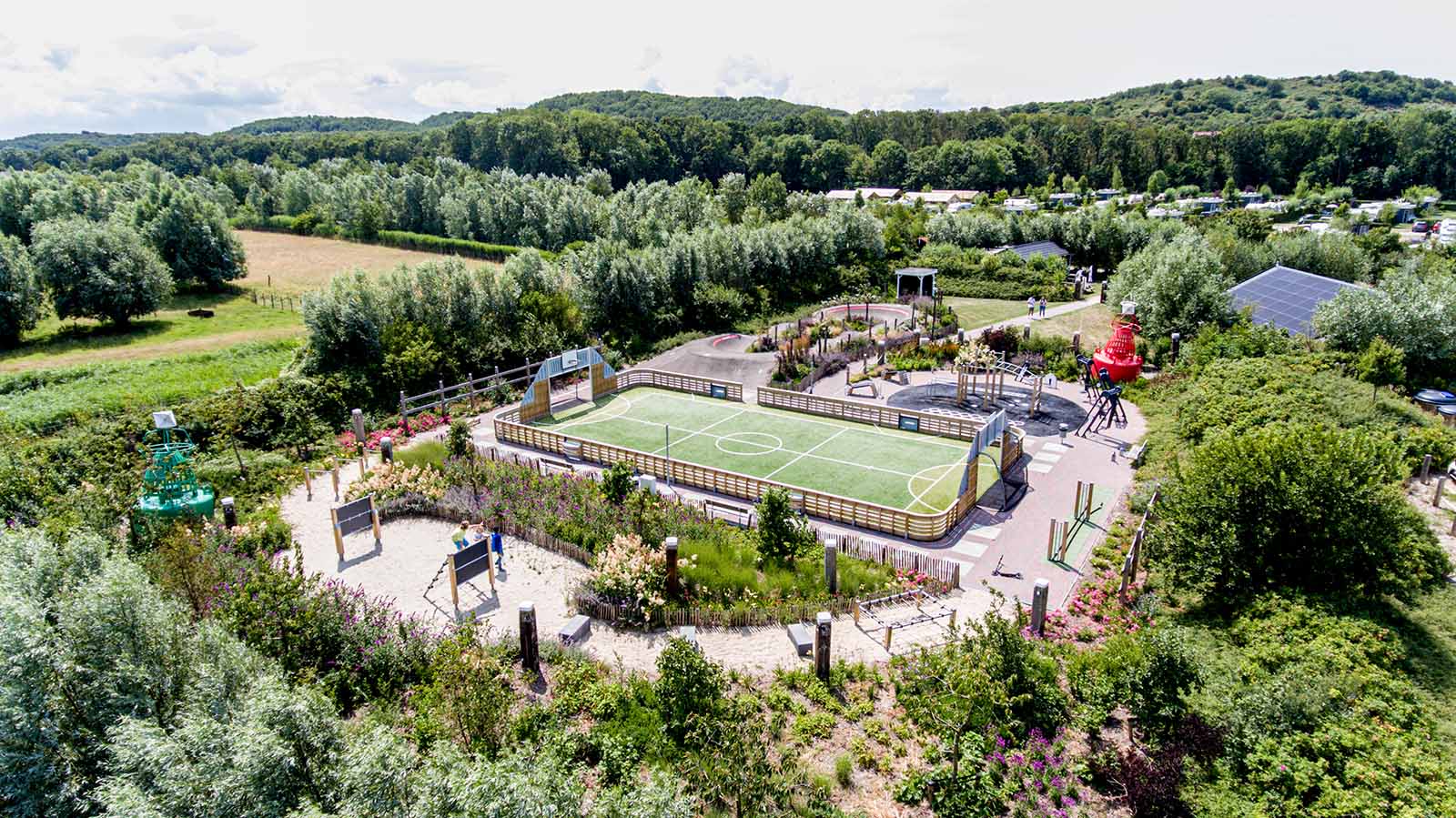 lappset-campsite-playground-netherlands-drone-1600-900