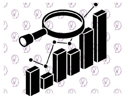 The Wisdom of the Crowd in Enrollment Forecasting