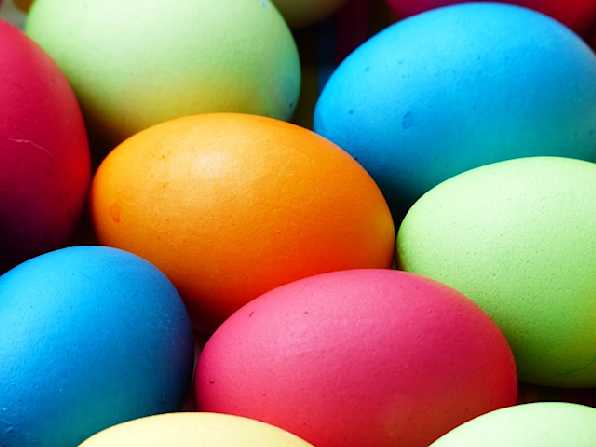 Capture the Color of Easter with Pictures and Video