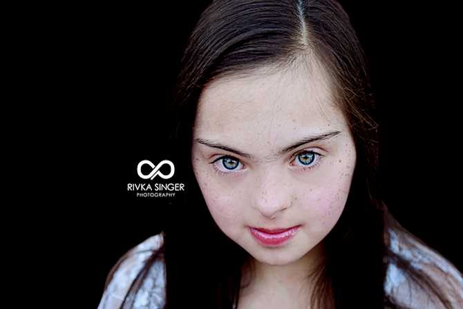 Photographer Rivka Singer Shares her Heartwarming Project Looking Eyes [Video]