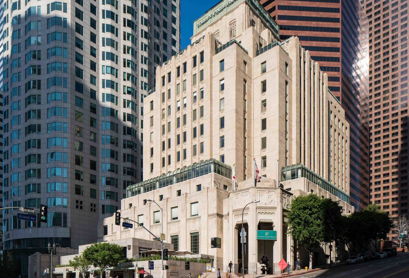 Located across from the Central Library in downtown Los Angeles, the Art Deco tower now known as The CalEdison DTLA has undergone an extensive set of improvements and technological upgrades as part of its conversion to creative office space. Our design team has led the redesign of the building’s interiors across multiple phases and contracts with different tenants. 