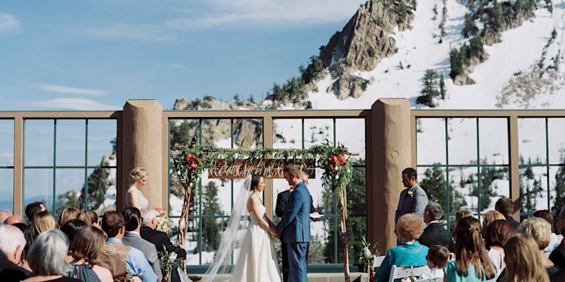 Real Wedding - Farbenfrohe Hochzeit in den Bergen - 19