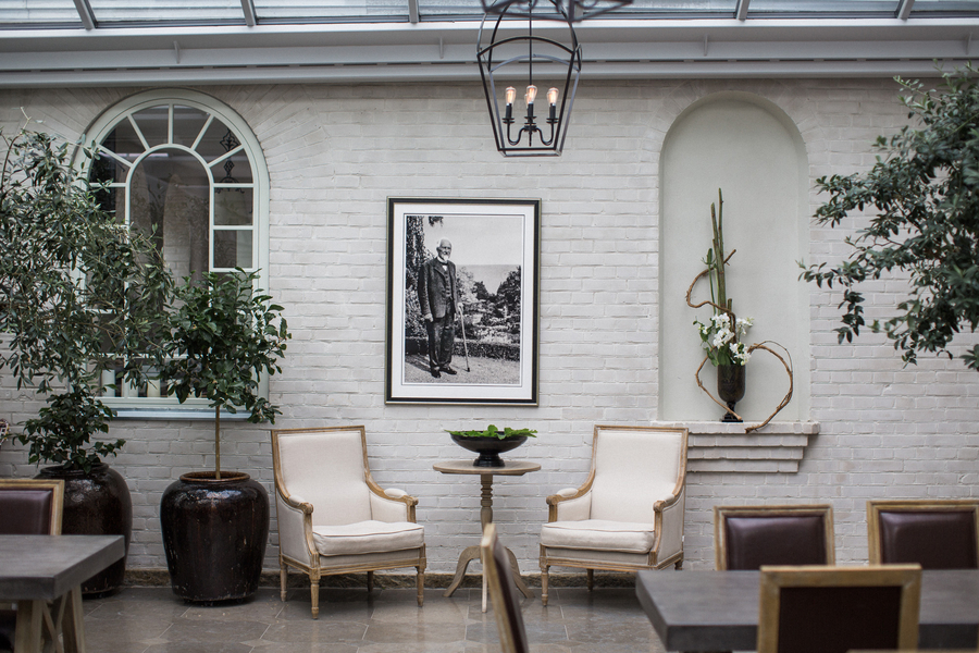 Junggesellenabschied in Baden-Wuerttemberg - Hotel Lobby - Loke Roos Photographer