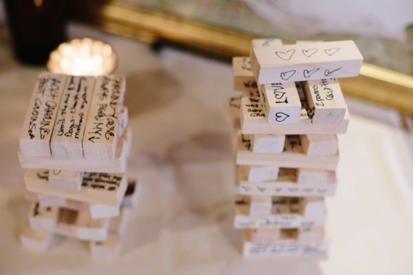 Ausgefallene Gastebucher Aus Holz Erinnerung An Die Hochzeitsfeier