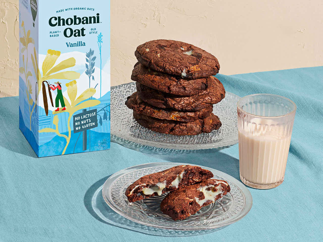 maman’s Chocolate Cookie with Chobani® Oatmilk Ganache