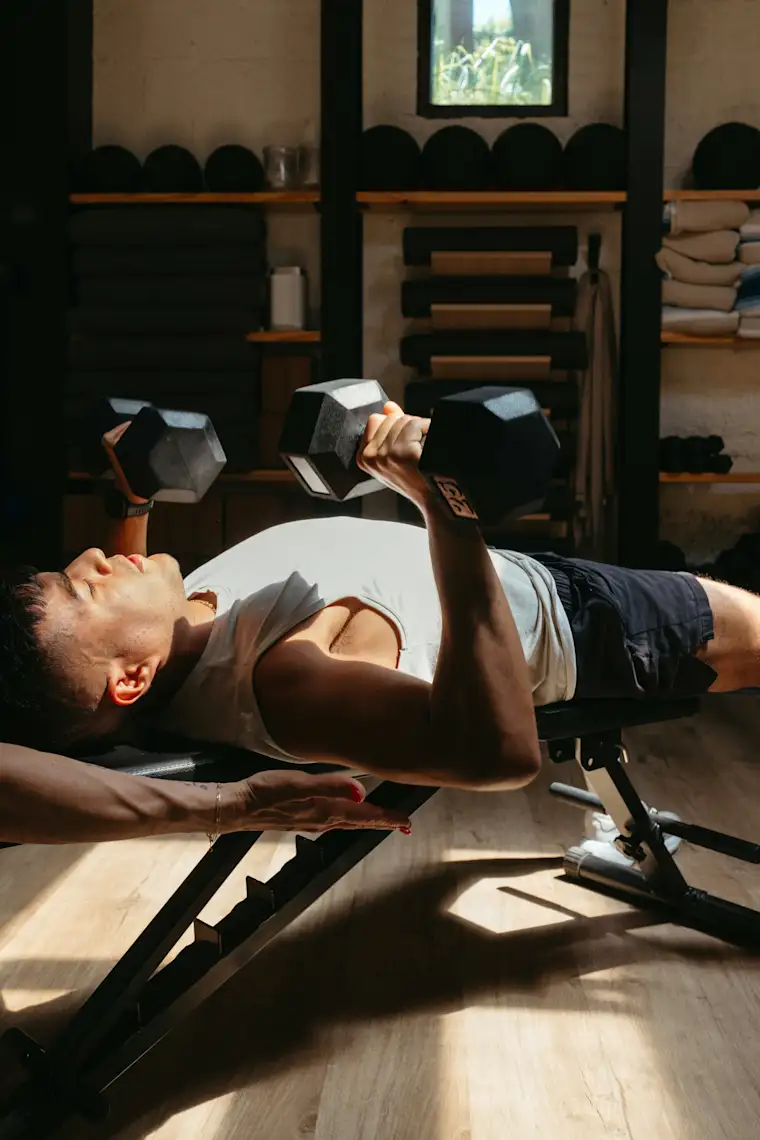 Sports Coach - Portrait - Bench Workout