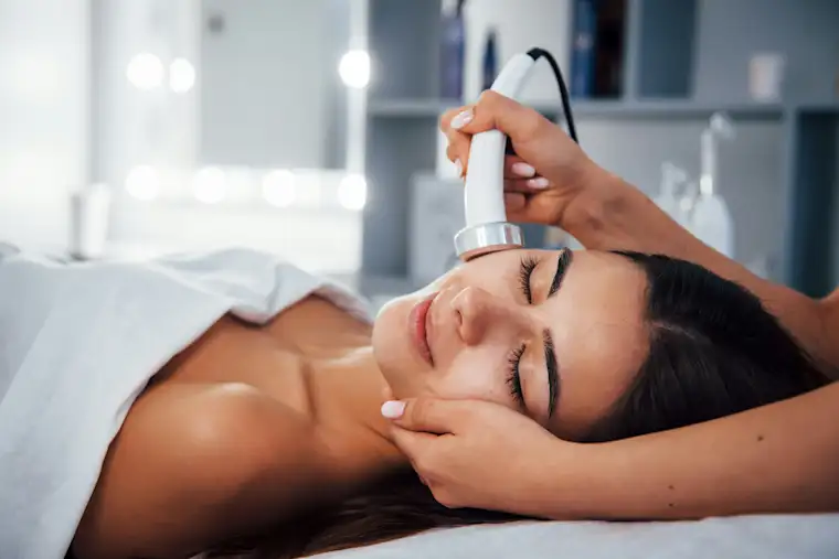 Beauty Salon -