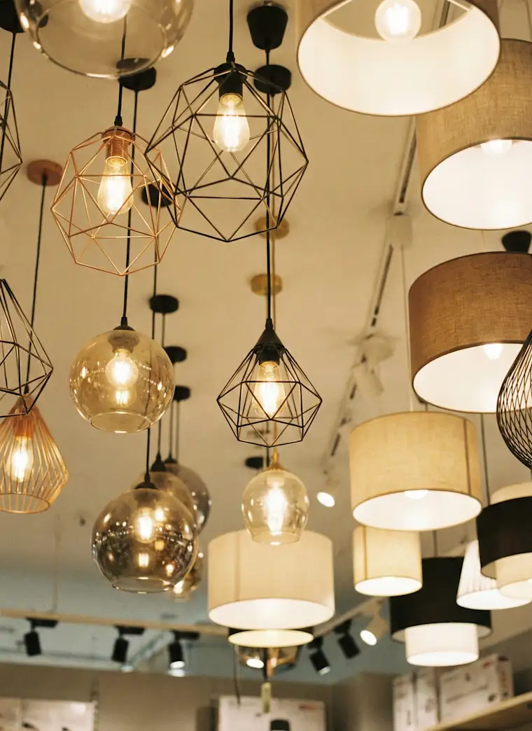 Deco & House-portrait-lamps-close up ceiling lamps