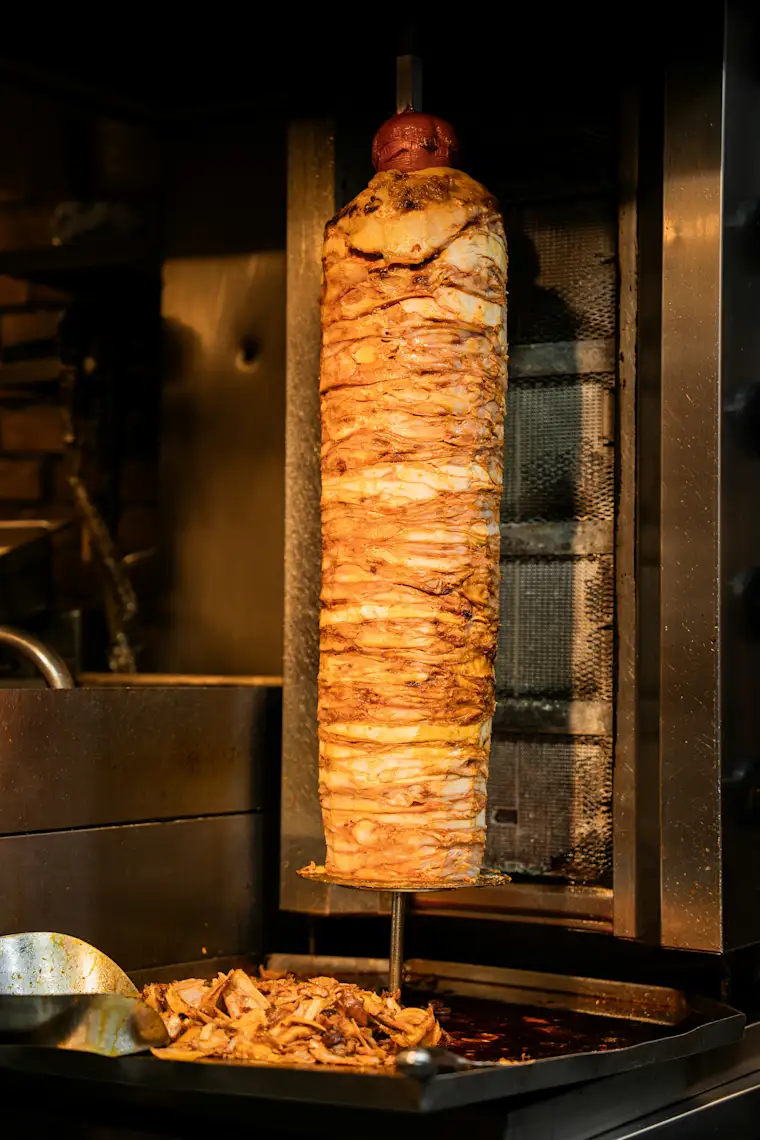 {Food and Restaurants}-{portrait}-{fastfood}-{fr}-{6}