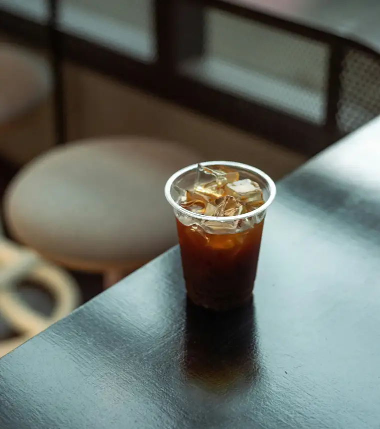 Food and Restaurants-square-non alcoholic beverage store-fr-ice tea cup