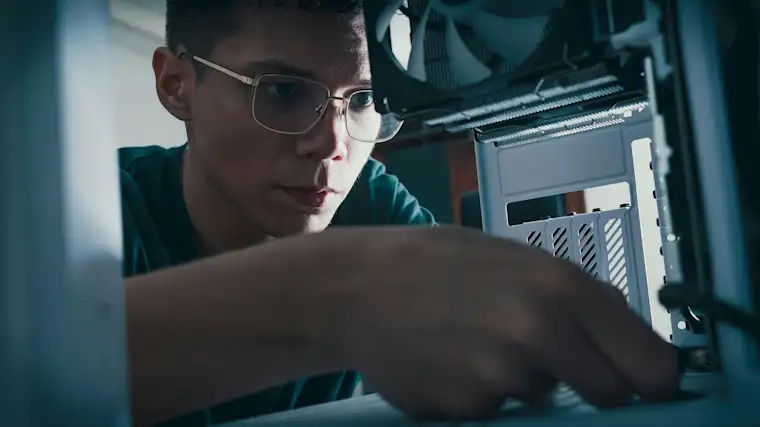 IT Maintenance - Close up