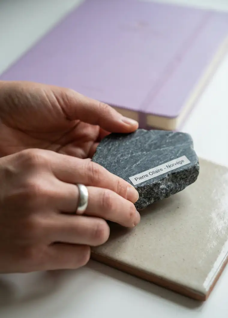 Deco & House-portrait-Fireplace shop-still life