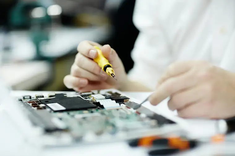 IT Maintenance - Soldering