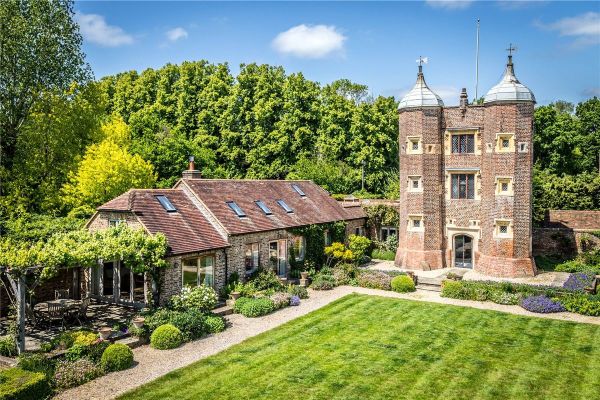 Tudor gatehouse, Hartfield, £2m