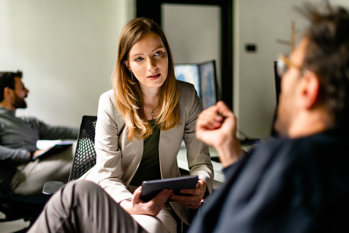 How does a solicitor help you to sell a house? Zoopla