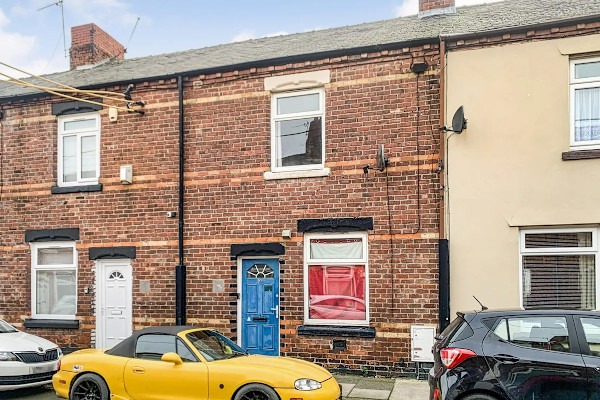 Two-bedroom terraced house, Horden, Peterlee, £10,000