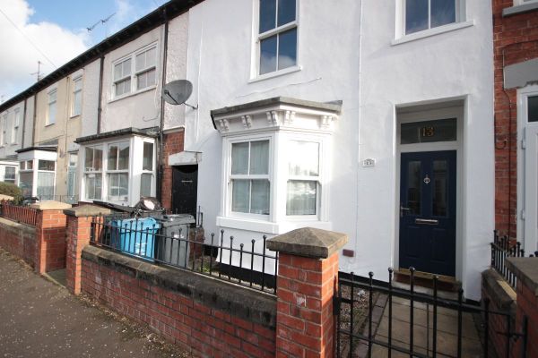 3 bed terraced house, Hull