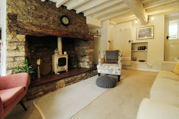 Two-bed cottage, Cricklade, near Swindon, £300,000 - interior
