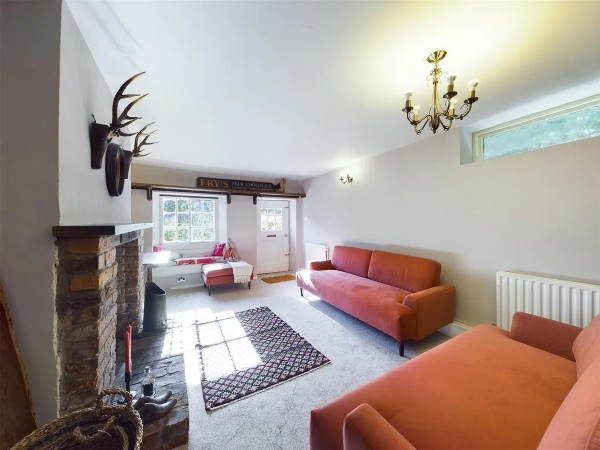 Two-bedroom cottage, Burton Salmon, Leeds, £260,000 - interior