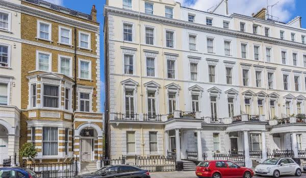 Example of a two-bed property in Kensington that you could rent on a salary of £90,000. 
