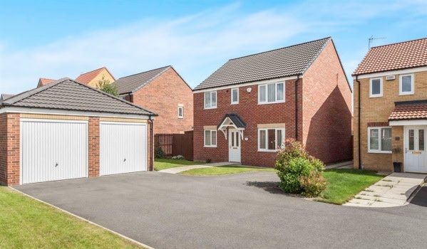 Detached house in Ingleby Barwick, Stockton-On-Tees 