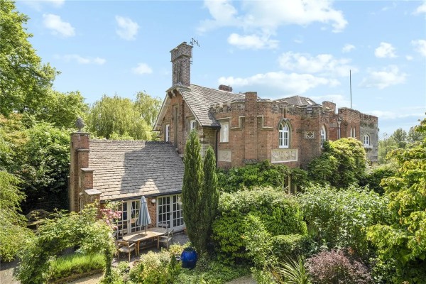 Four-bed castle, Bicester, Oxfordshire, £1.175m
