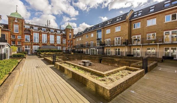 Example of the type of two-bedroom flat you could afford in Wandsworth for a monthly rent of £1,750