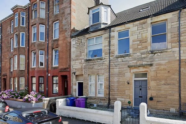 One-bedroom flat, Saltcoats, Scotland, £9,000
